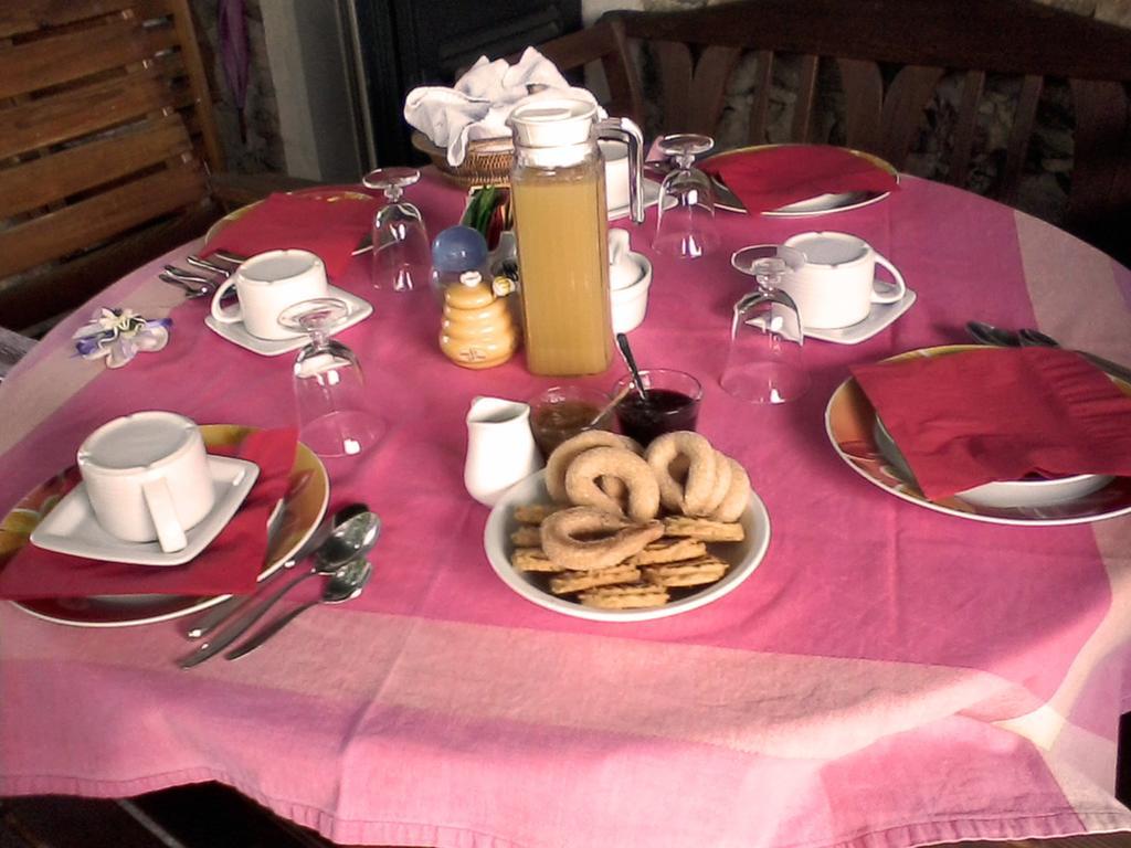 Il Glicine Bed and Breakfast Zimone Buitenkant foto